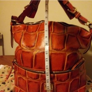 Dooney and Bourke hobo bag